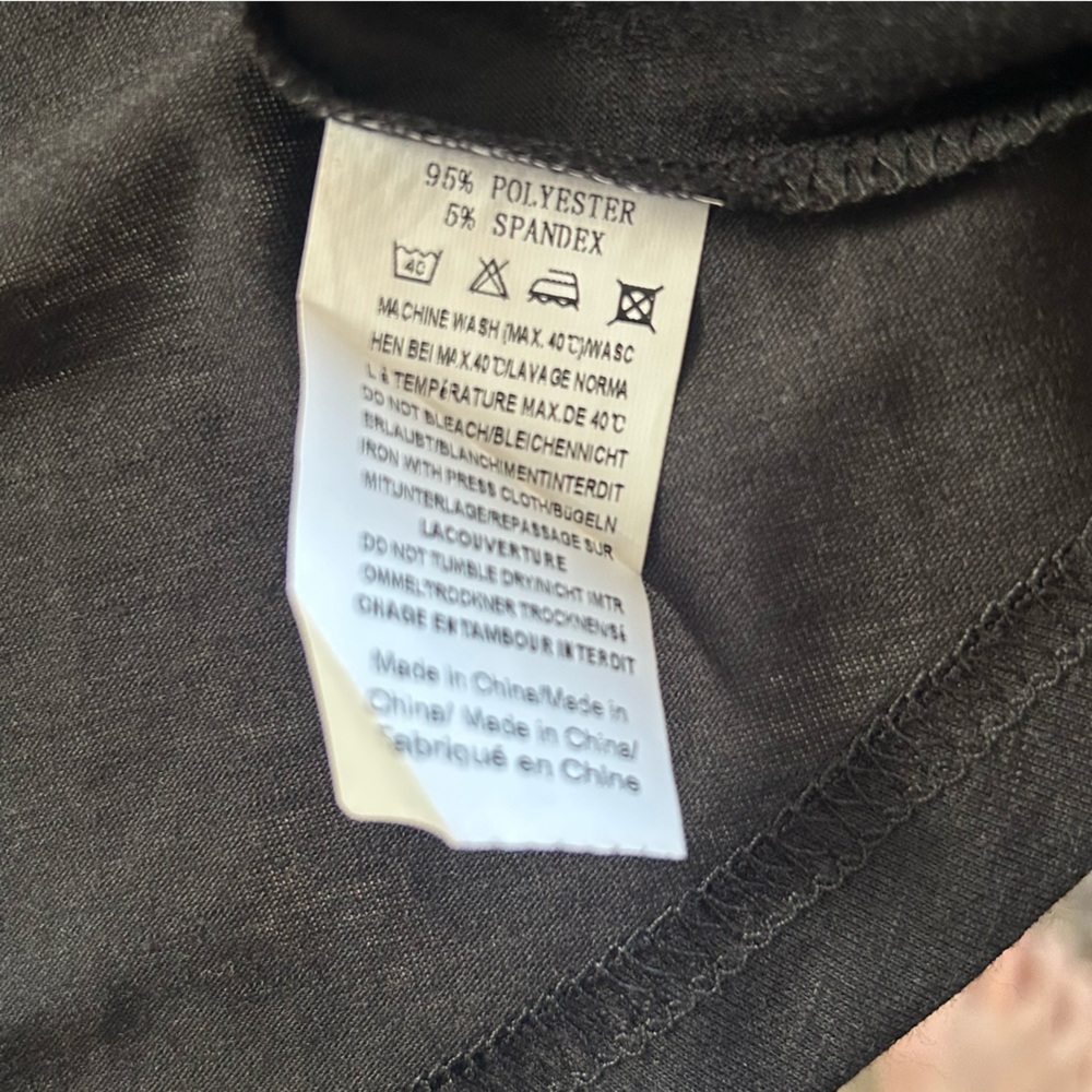 zeagoo Black V-Neck Flutter Sleeve Blouse - Picture 5 of 5